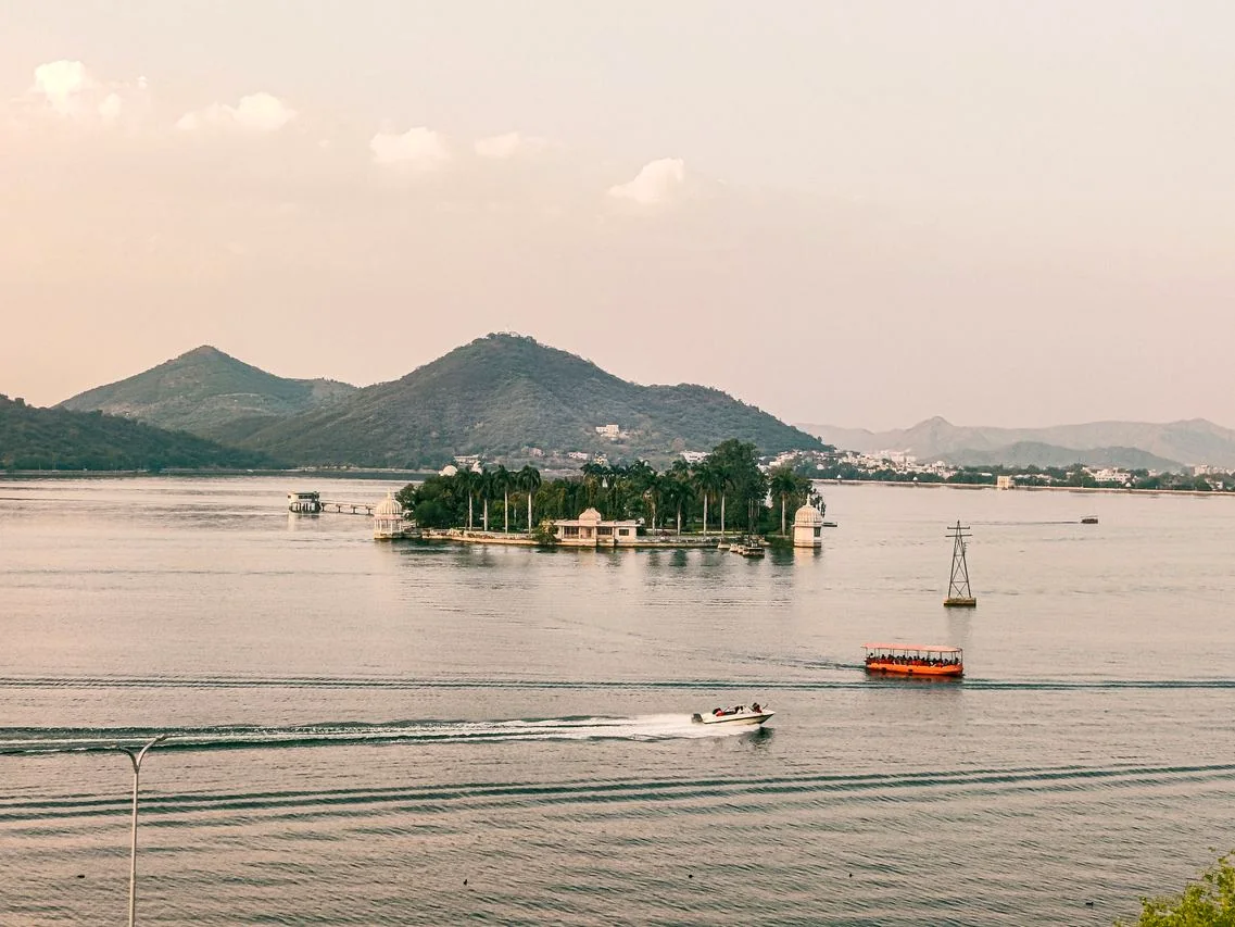 Fateh Sagar lake at sunset time overlooking aravali range
