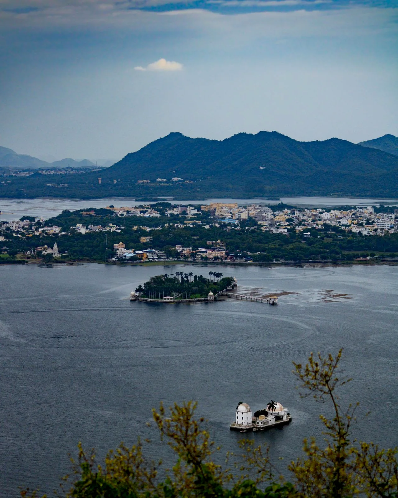 Panoramic view of Fateh Sagar Lake and Nehru Garden